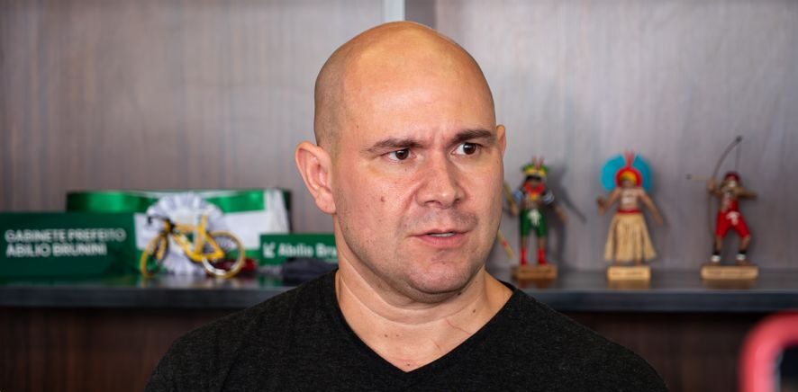 Abilio diz torcer para Jayme Campos disputar o governo “para perder a eleição”