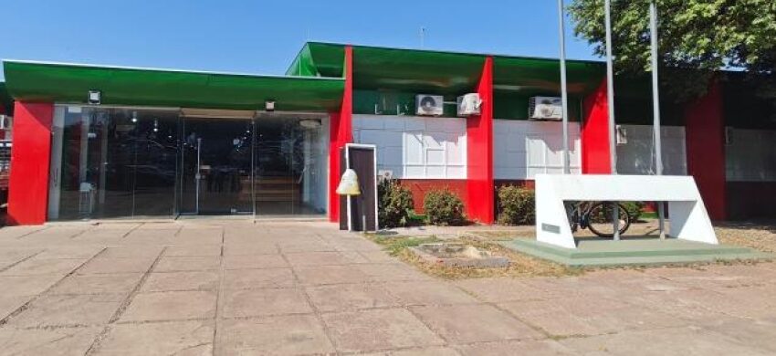 Lei sancionada por Flávia amplia estrutura da Câmara de Várzea Grande com novos cargos