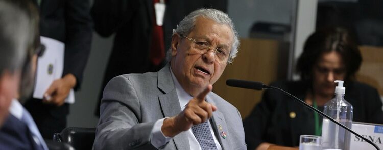 Jayme Campos minimiza críticas internas e diz que pré-candidatura será formalizada “no momento oportuno”