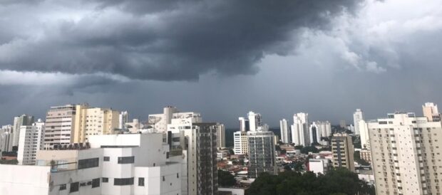 Mato Grosso segue em alerta para chuvas intensas e ventos fortes, diz Inmet