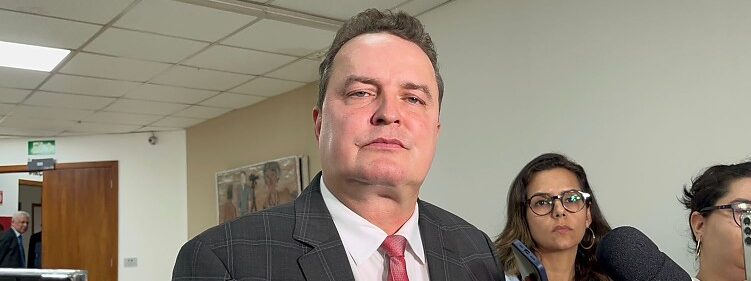 Presidente da AL diz que cobrança de Abilio é legítima e defende mais apoio à Capital