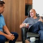 Após troca de críticas, Botelho e Abílio sentam à mesa para discutir regularização fundiária e obras