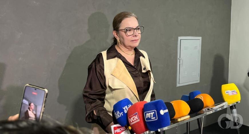 Paula Calil rebate críticas e defende leis que ampliam cargos, reajustam salários e autorizam venda de férias