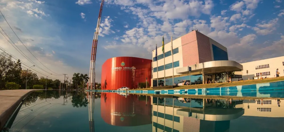 ALMT acelera agenda e antecipa sessão extraordinária para votar RGA e contas de Mauro Mendes