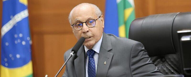 Deputado diz que Estado tem caixa e pressiona por aumento real aos servidores