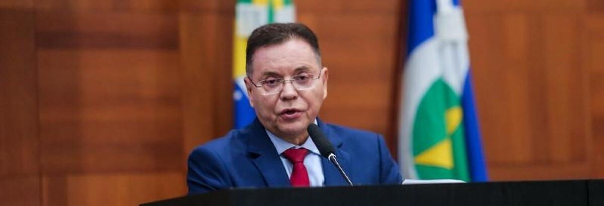 Botelho alerta que urgências apressadas na ALMT prejudicam qualidade das leis