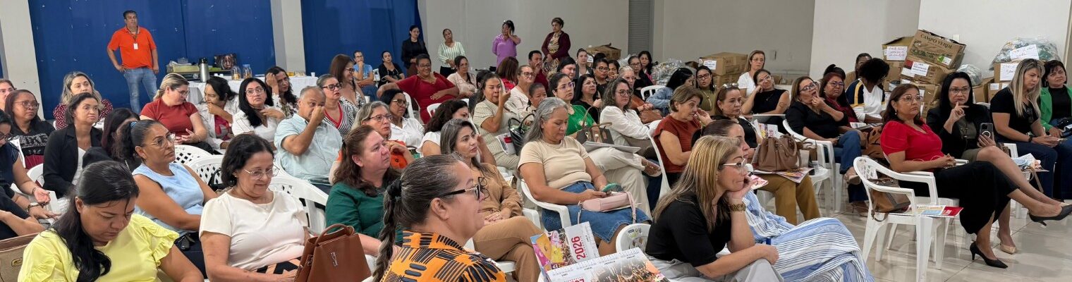 Várzea Grande debate gratificação e melhorias na educação em reunião entre Smecel, diretores e Sintep