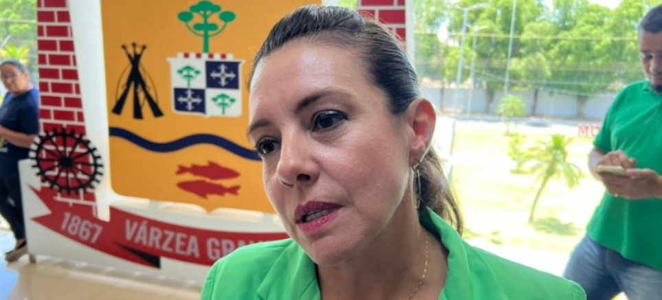Flávia Moretti institui norma para incluir professores na merenda escolar;