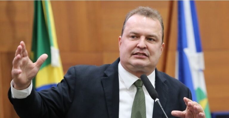 De olho em 2026, Max articula chapa do Podemos e prevê disputa acirrada por 8 cadeiras