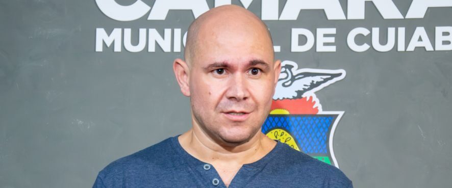 Prefeito Abílio volta atrás e cancela plano de terceirizar merenda nas escolas de Cuiabá