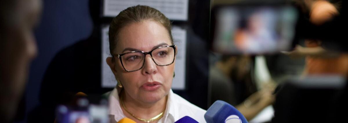 “Ainda é cedo”: Paula Calil desconversa sobre reeleição e adota cautela política