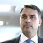 Flávio Bolsonaro vem a Mato Grosso para megaevento da direita e articulações para 2026