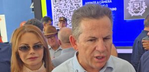 Mauro Mendes marca reunião com secretariado e pode anunciar renúncia ao governo