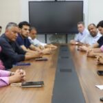 Prefeita Flávia Moretti reúne base na Câmara e alinha projetos para Várzea Grande