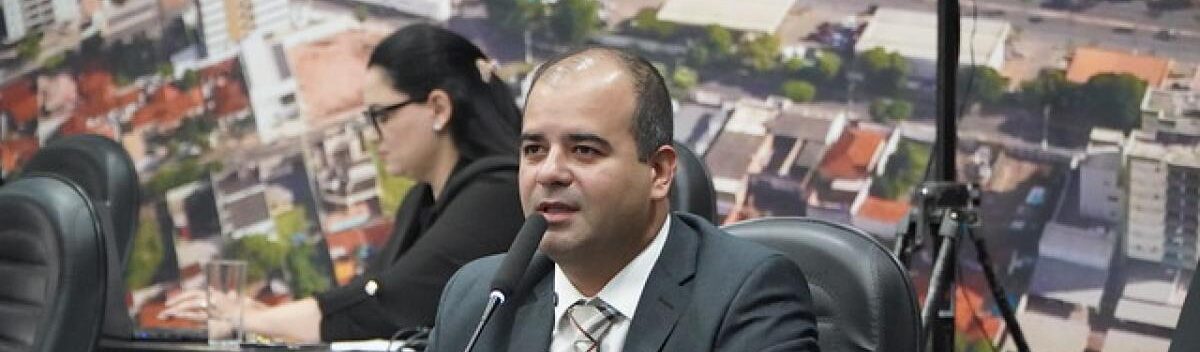 Vereador Ilde confirma interesse em presidir Câmara e inicia articulação com grupo de Paula Calil