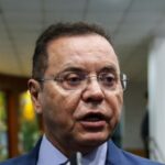 “Ninguém me quer”, diz Botelho ao relatar resistência de partidos a deputados com mandato