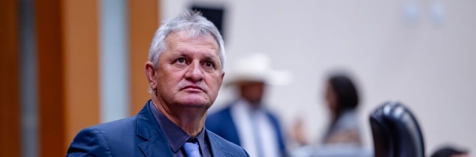 Principal articulador de Mendes na ALMT, Dilmar anuncia saída da liderança