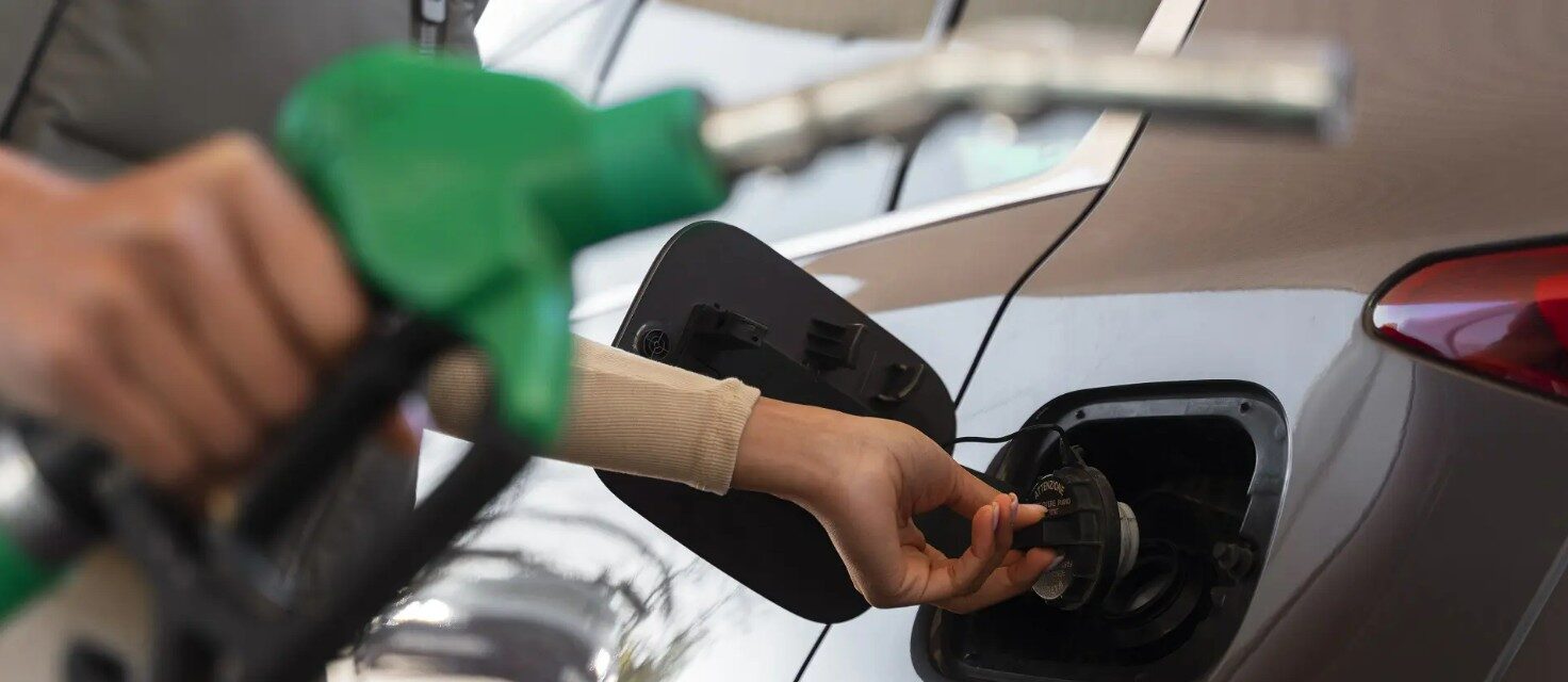 Gasolina passa de R$ 7 em Cuiabá e diesel chega a R$ 7,69, pressionando motoristas