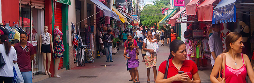 Feriado impacta serviços em Cuiabá e fecha comércio; confira detalhes