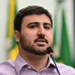 Moraes dá 15 dias para Emanuelzinho se defender em ação movida por Mauro Mendes