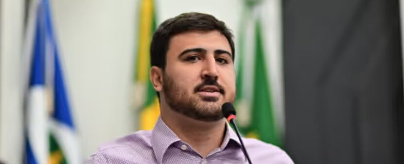 Moraes dá 15 dias para Emanuelzinho se defender em ação movida por Mauro Mendes