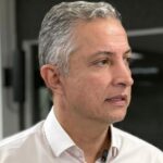 Deputado aposta em Flávio Bolsonaro e diz que perfil moderado pode garantir vitória