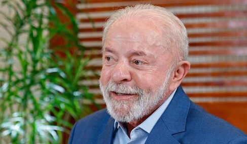 Lula projeta 4º mandato e afirma: “meu destino é vencer de novo”