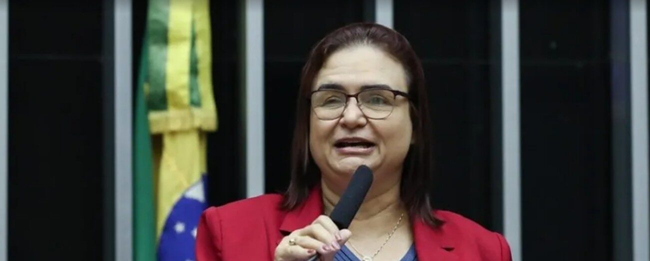 Rosa Neide afirma que médica vai “vestir a camisa de Lula” e reforça projeto do PT em MT