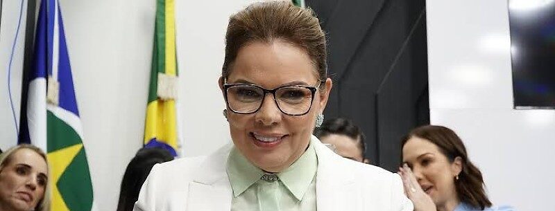 Paula Calil sanciona RGA de 3,89% e garante recomposição salarial na Câmara de Cuiabá