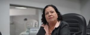 Vereadora critica alteração “de última hora” e se posiciona contra reeleição de Paula Calil