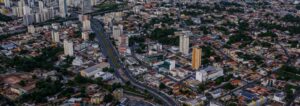 Cuiabá avança, mas trava: ranking expõe entraves para geração de empregos