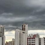 Inmet emite aviso e prevê temporais em Mato Grosso com risco de ventania intensa