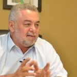 Percival troca MDB pelo PSB e promete fortalecer campo popular no Estado