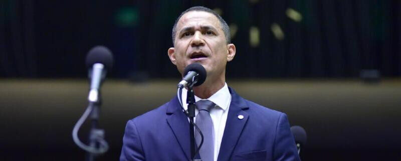 Coronel Assis afirma que criminosos de 16 anos “sabem exatamente o que fazem”