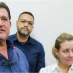 Batom na Cueca: Marido de Flávia Moretti reage após vídeo com maços de dinheiro e fala em ataque político