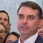 Crise com Vorcaro faz Flávio Bolsonaro trocar marqueteiro da pré-campanha presidencial