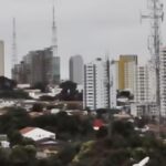 Frio mobiliza força-tarefa em Cuiabá para atender moradores de rua durante madrugadas