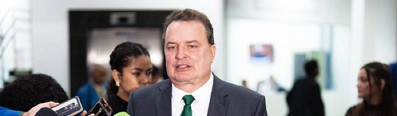 Presidente da Assembleia promete concurso com vagas técnicas e salários atrativos em MT