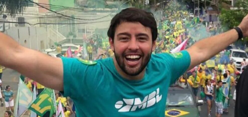Ulysses Moraes pede desligamento da AL após questionamentos sobre faltas e salário