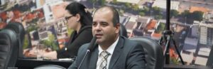 Ilde diz que fiscalização é dever dos vereadores e rejeita acusação de ‘cortina de fumaça’