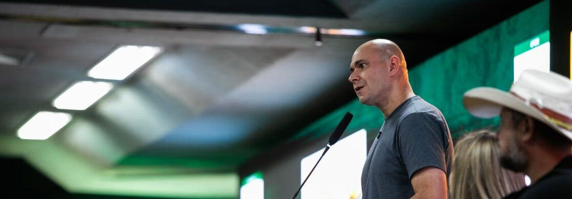 Abílio afirma que direita é bem-vinda em Cuiabá e provoca esquerda durante evento de turismo