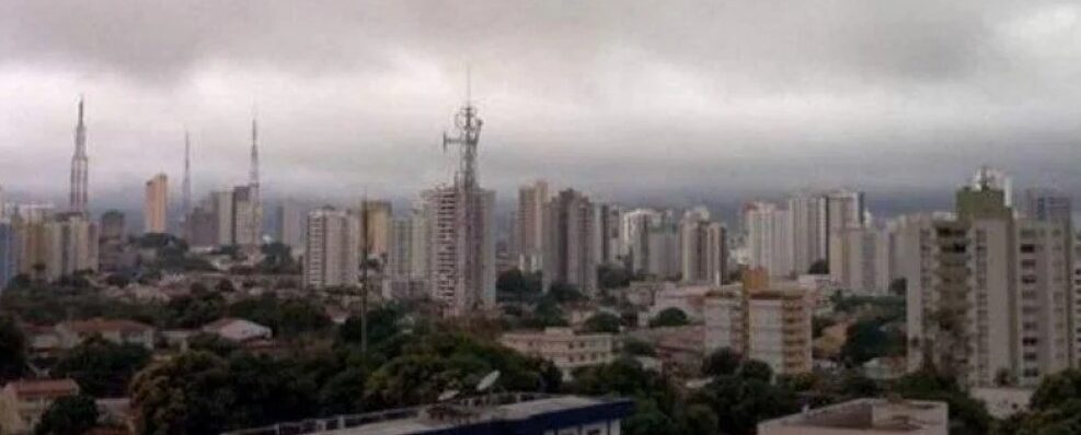 Semana começa quente, mas massa de ar frio deve atingir Cuiabá e mudar previsão