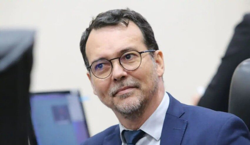 Lúdio reúne apoio de deputados contra operação do BRT sem licitação e propõe gratuidade no transporte