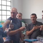 TCE recolhe livros com erros e suspeita uso de IA em contrato milionário da Educação de Cuiabá