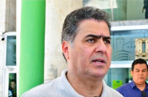 Emanuel dispara contra Mauro Mendes e afirma que Janaina será a próxima “vítima” política