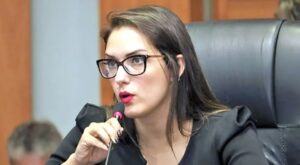 Janaina abre diálogo com Wellington e PL para possível aliança nas eleições de 2026