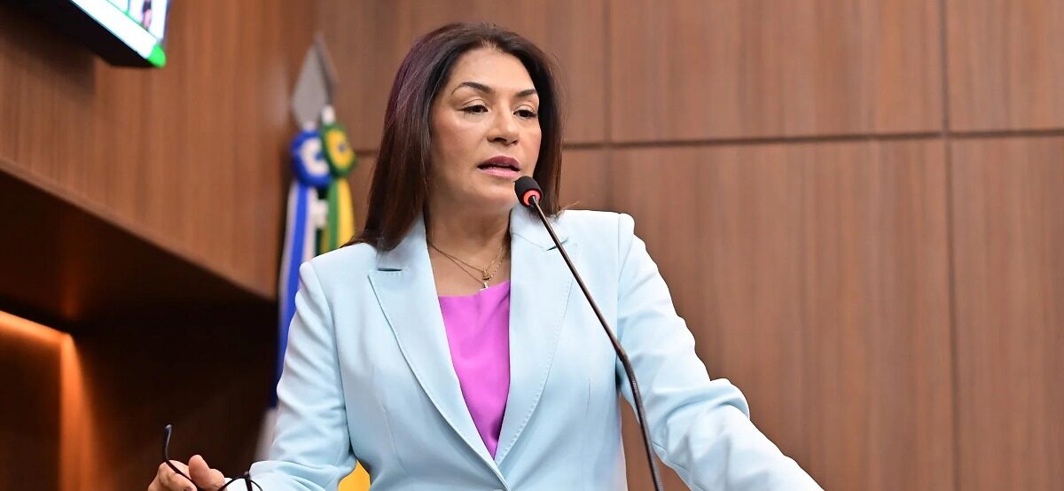 Dra. Mara rebate Paula Calil e diz que nunca foi procurada para apoiar reeleição na Câmara