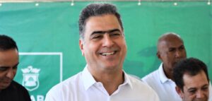 Justiça mantém Emanuel Pinheiro no polo de ação por dívida de R$ 950 mil com produtora de campanha