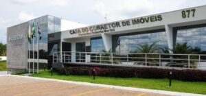 TJMT mantém por unanimidade suspensão de decreto de Abílio sobre lotes em Cuiabá