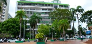 Prefeitura de Cuiabá paga salários nesta sexta e movimenta R$ 147,4 milhões